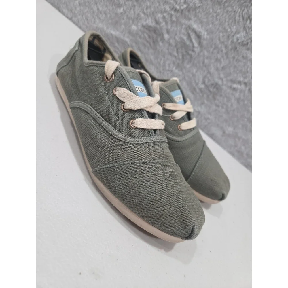TOMS Green Canvas‎ Lace-Up Sneaker womans Sz 7 Round Toe Casual Shoes